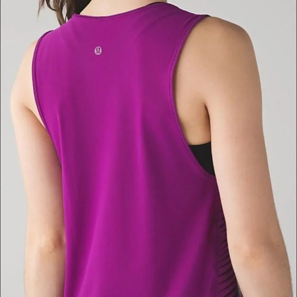 LULULEMON Making Moves Tank Top Size 8 Regal Plum REGP UPF 50+ Reflective - Picture 3 of 9